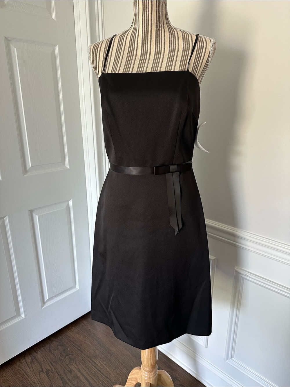 Laundry by Design Black Strapless Sheath Dress with Satin Waist Tie size 8